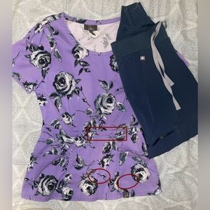 (Top - Jaanuu XS Peplum Scrub) & (Bottom - Figs Petite XXS Zamora Jogger)